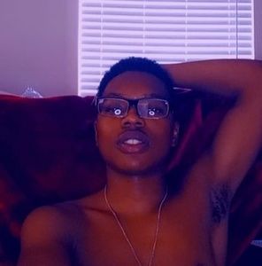 Meet your Posher, Camaron